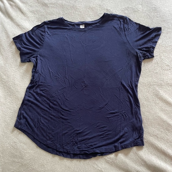 Old Navy LUXE Tee - Picture 1 of 4